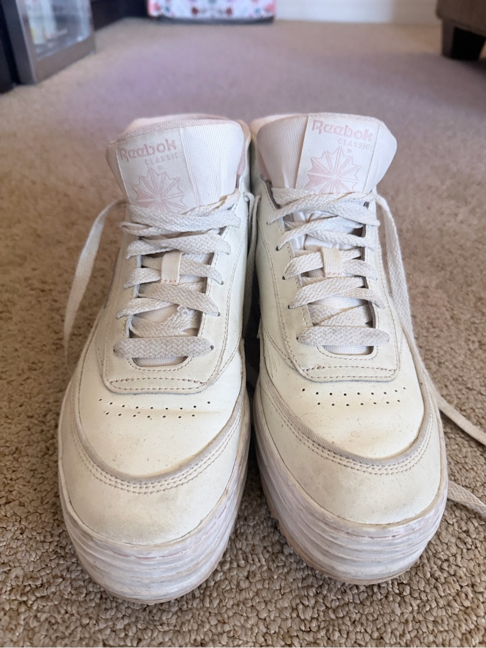 Reebok  Classic Platform Sneakers in Off-White